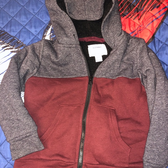 Boys 5 hoodie - Picture 2 of 3